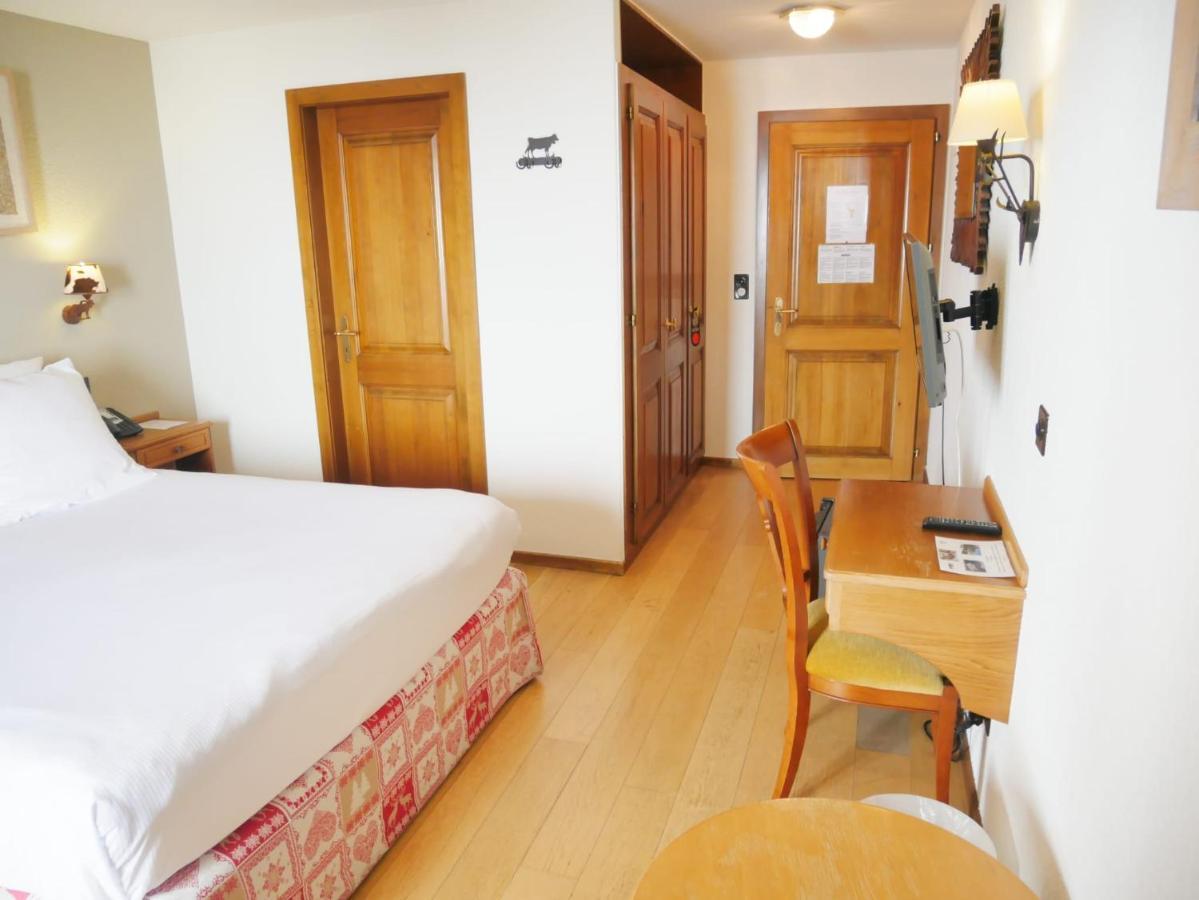 Between Boutique Hotel Chamoson ภายนอก รูปภาพ