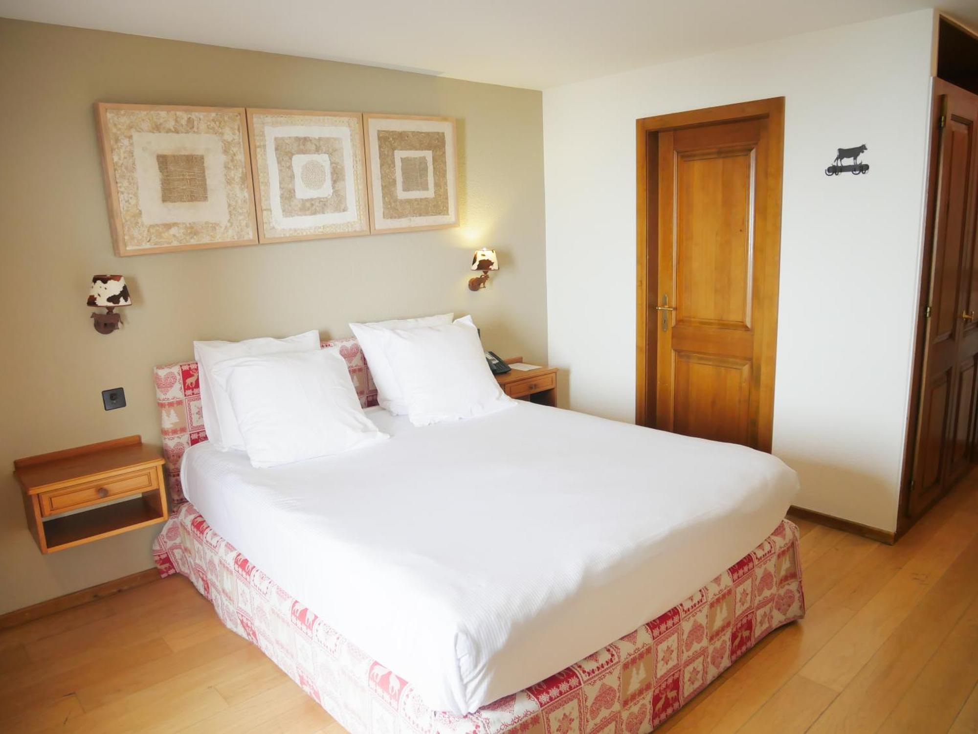 Between Boutique Hotel Chamoson ภายนอก รูปภาพ