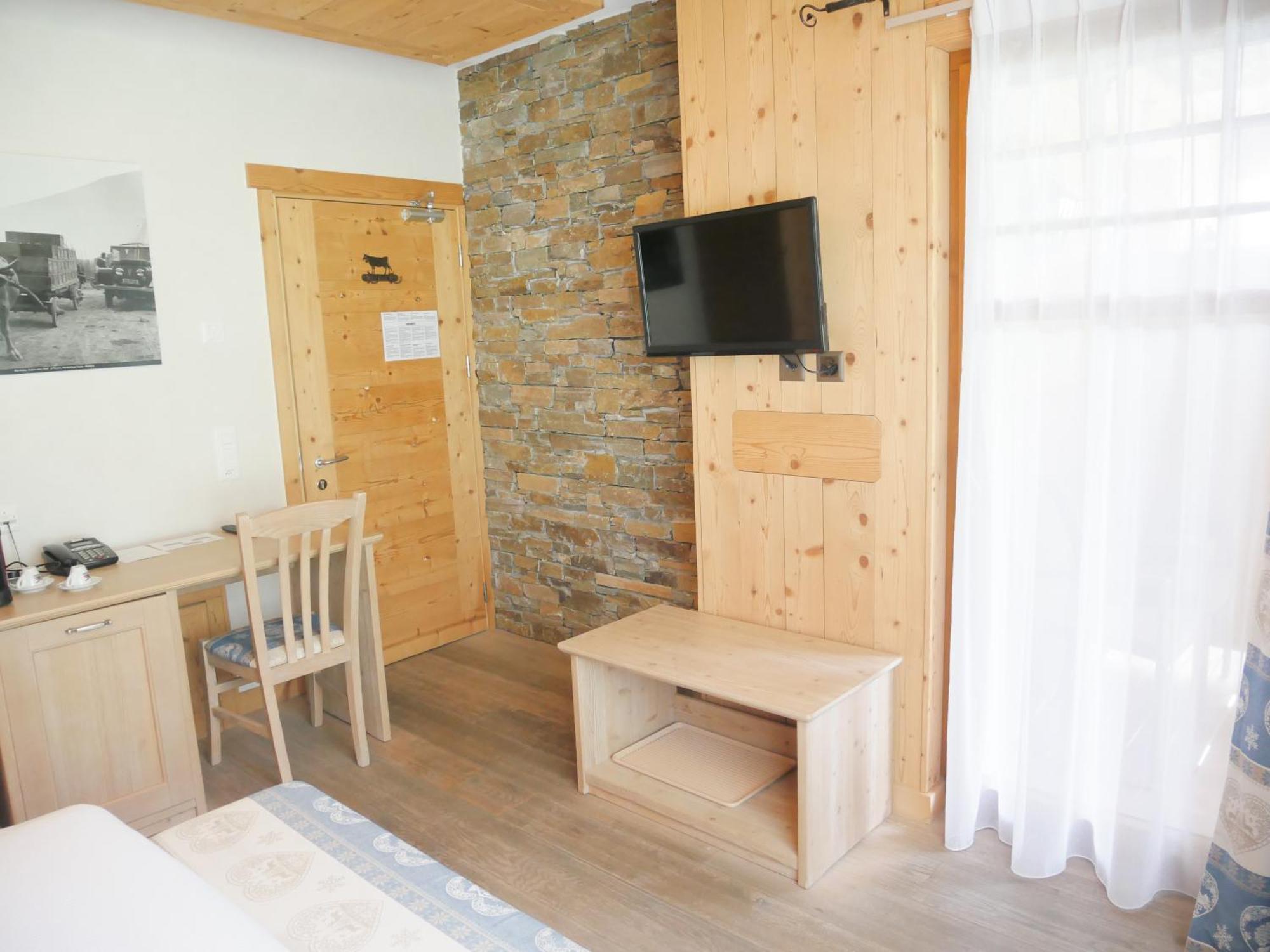 Between Boutique Hotel Chamoson ภายนอก รูปภาพ