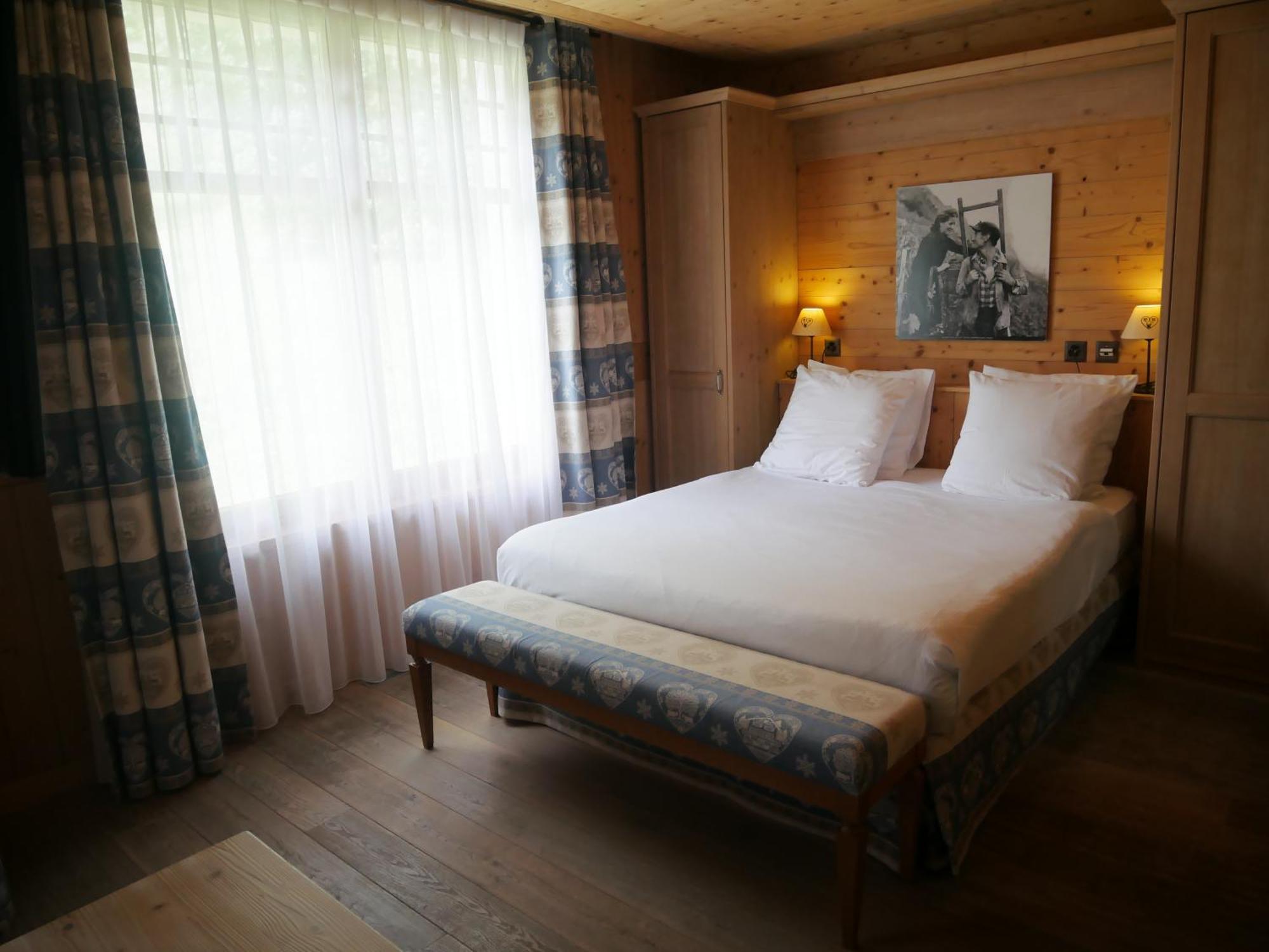 Between Boutique Hotel Chamoson ภายนอก รูปภาพ
