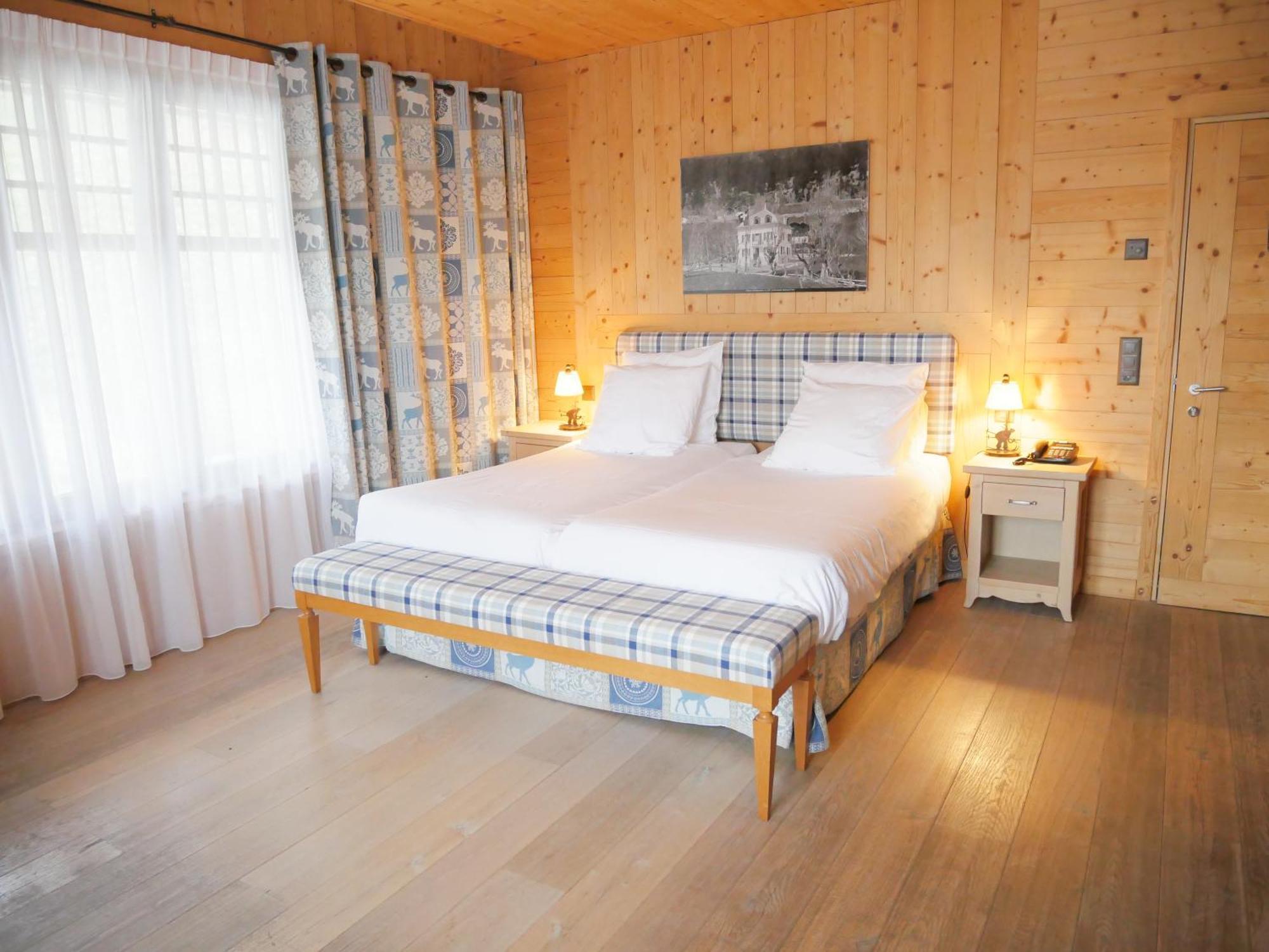 Between Boutique Hotel Chamoson ภายนอก รูปภาพ