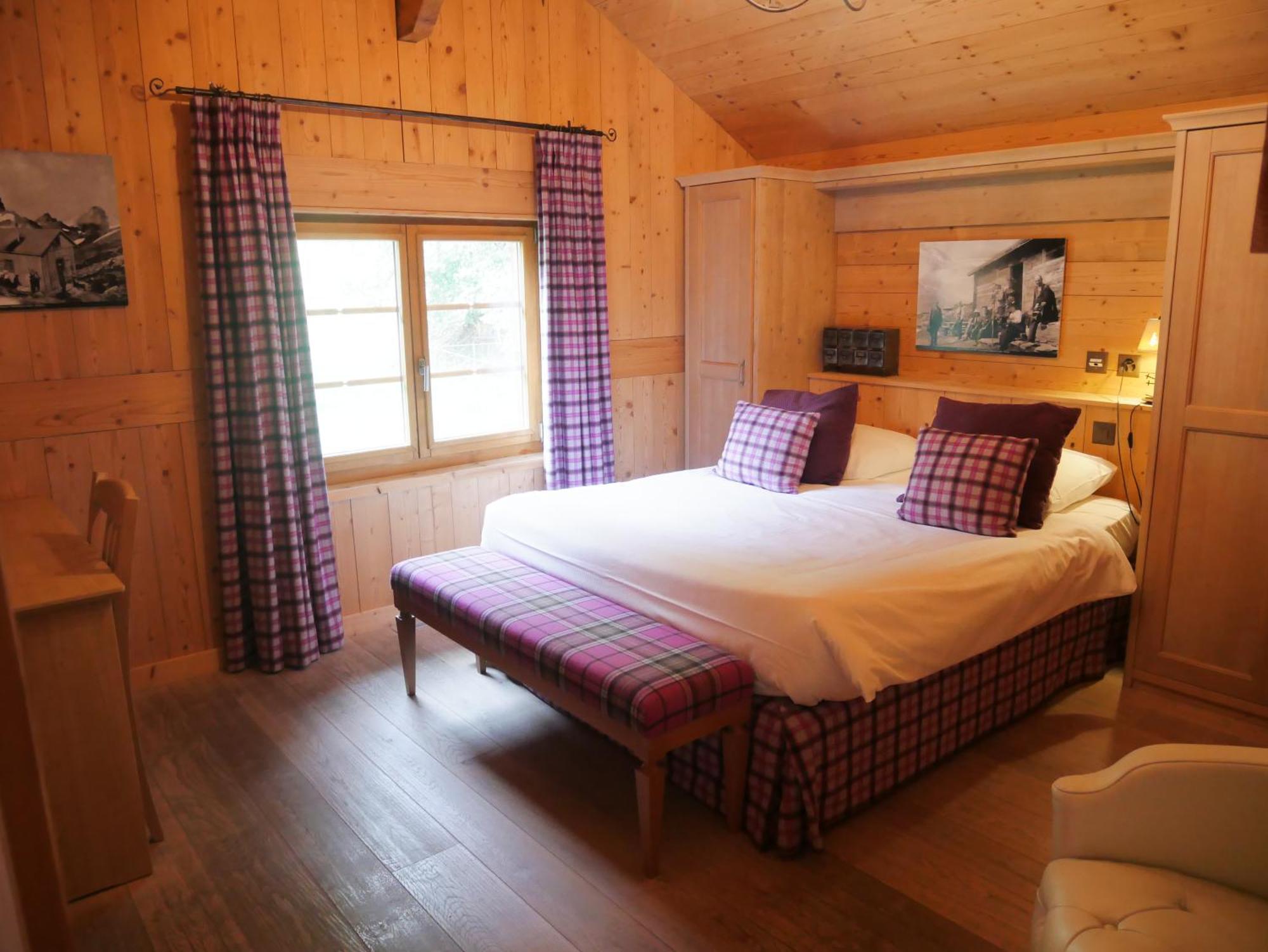 Between Boutique Hotel Chamoson ภายนอก รูปภาพ