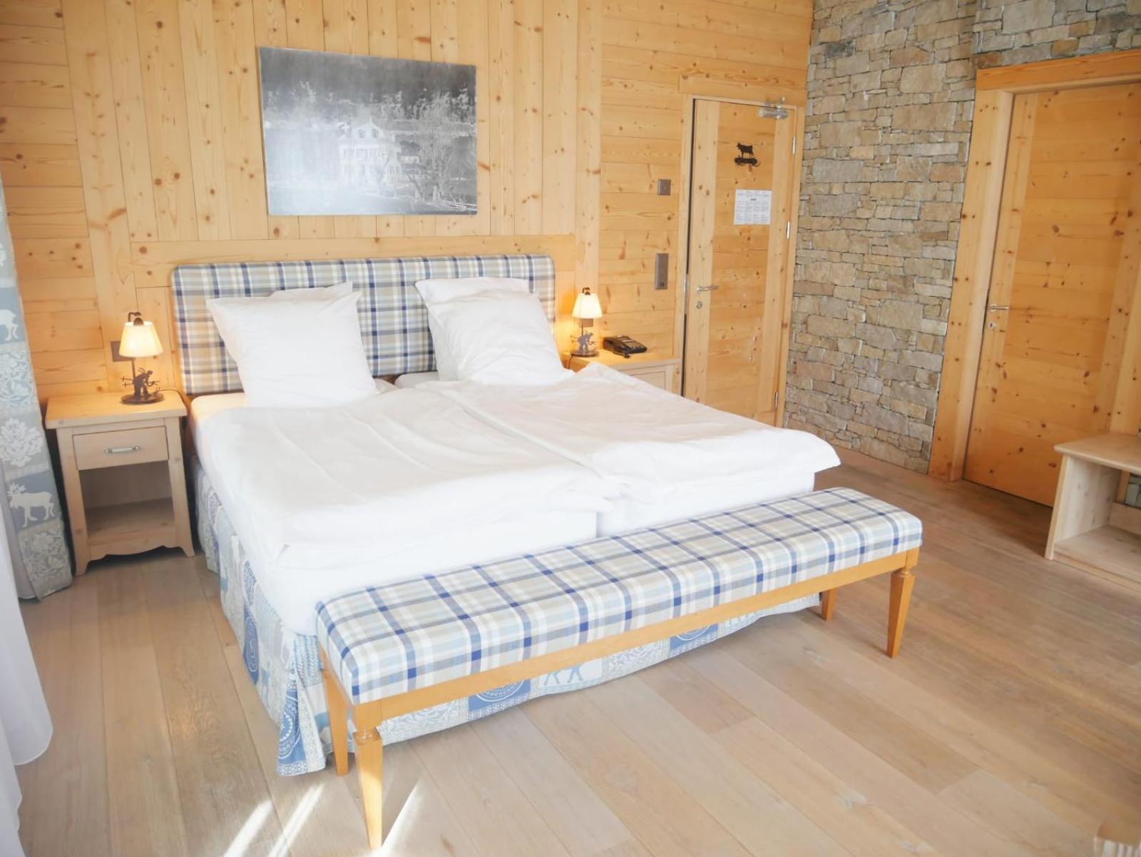 Between Boutique Hotel Chamoson ภายนอก รูปภาพ