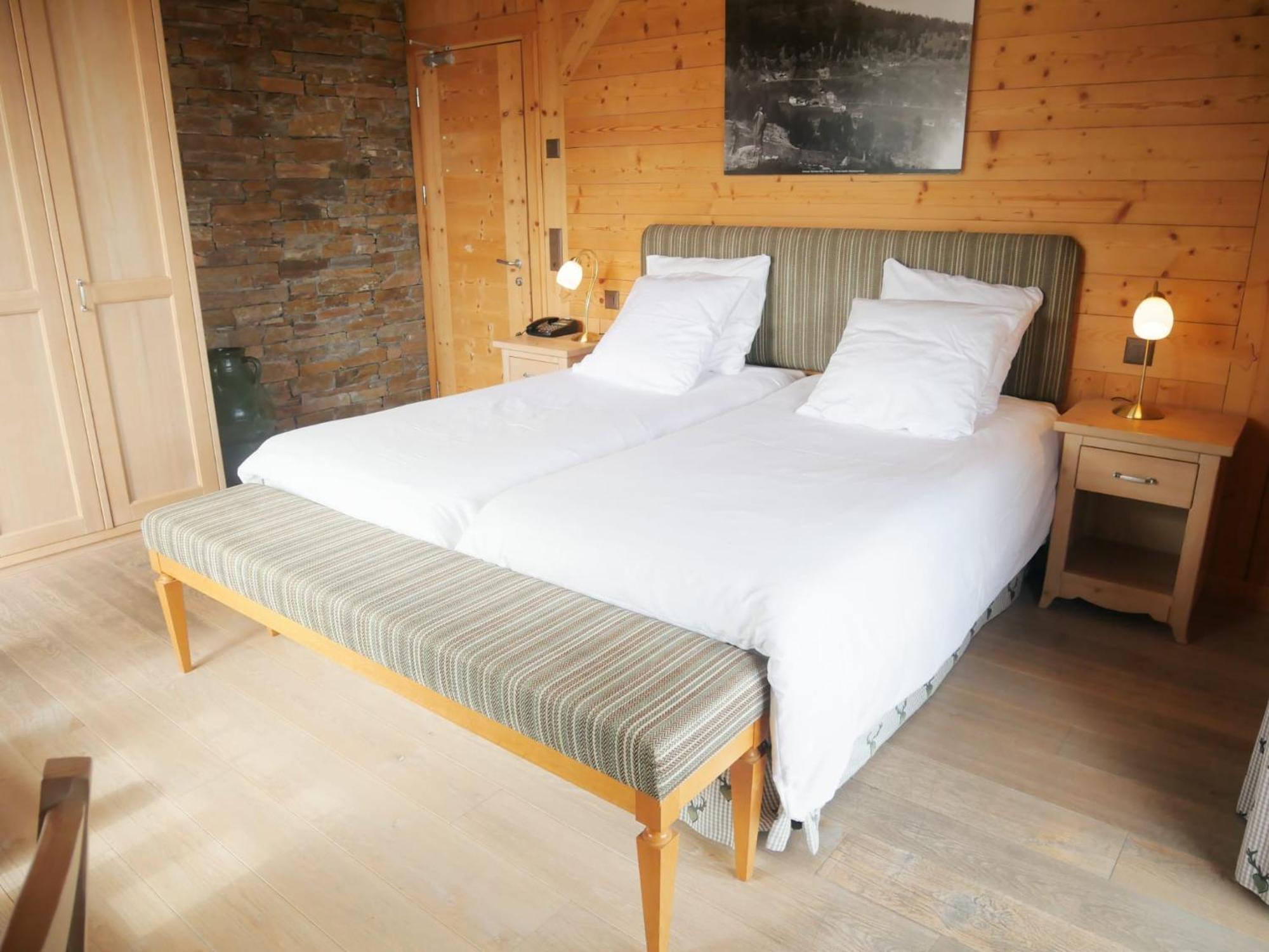 Between Boutique Hotel Chamoson ภายนอก รูปภาพ